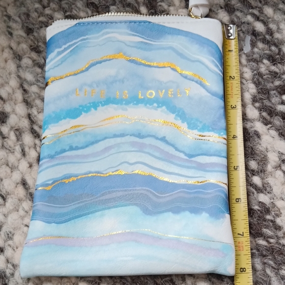 Paper& source cosmetic case - Picture 5 of 7